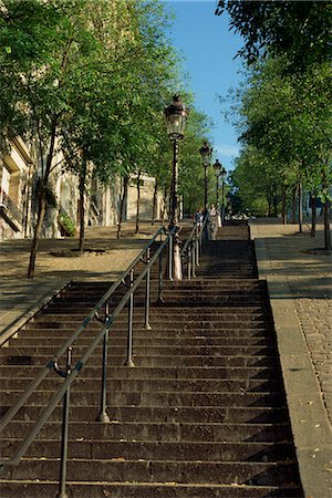 simsearch:841-02943918,k - Looking up the famous steps of Montmartre, Paris, France, Europe Foto de stock - Con derechos protegidos, Código: 841-02919732