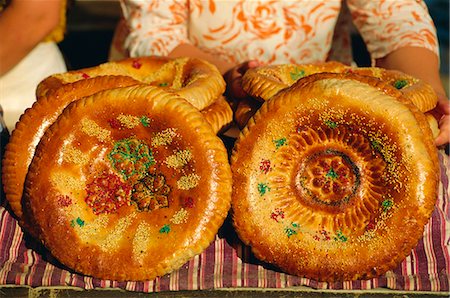 samarkand - Fresh Uzbek bread, Samarkand, Uzbekistan, Central Asia Stock Photo - Rights-Managed, Code: 841-02924213