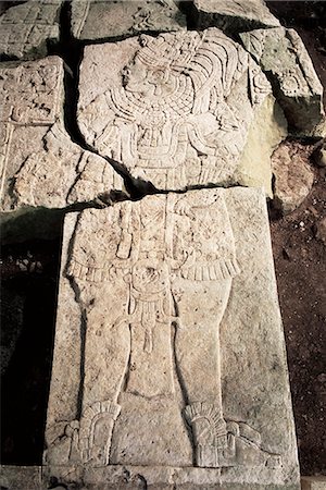 simsearch:841-02924427,k - Stela 1, dating from 741AD, with sides cut by looters, Aguateca, Peten, Guatemala, Central America Foto de stock - Con derechos protegidos, Código: 841-02924437