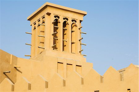 simsearch:841-02709677,k - Wind towers, Madinat Jumeirah Hotel, Dubai, Middle East Foto de stock - Con derechos protegidos, Código: 841-02924633