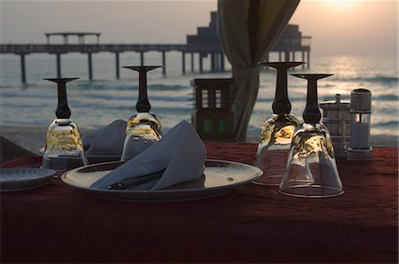 Table for two on the beach, Dubai, United Arab Emirates, Middle East Fotografie stock - Rights-Managed, Codice: 841-02924640