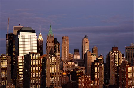 simsearch:841-03454374,k - Skyline de Lower Manhattan à travers le fleuve Hudson à la tombée de la nuit, New York City, New York, États-Unis d'Amérique, l'Amérique du Nord Photographie de stock - Rights-Managed, Code: 841-02924753