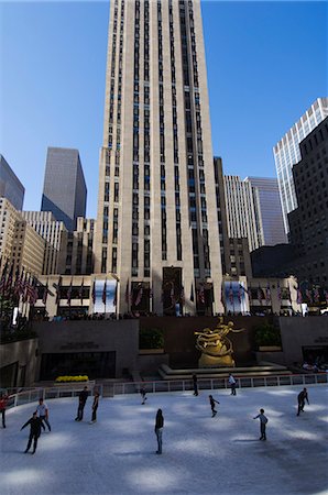 The Rockefeller Center and its skating rink in the Plaza, Manhattan, New York City, New York, United States of America, North America Stock Photo - Rights-Managed, Code: 841-02924790