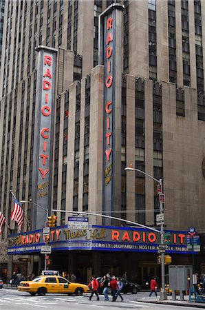 simsearch:841-03066332,k - Radio City Music Hall, Manhattan, New York City, New York, États-Unis d'Amérique, l'Amérique du Nord Photographie de stock - Rights-Managed, Code: 841-02924814