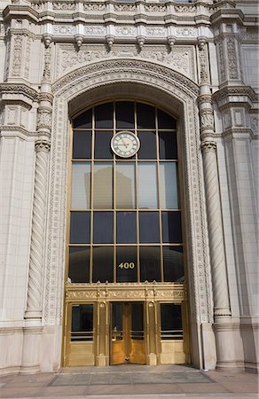 edificio wrigley - Elegant entrance to the Wrigley Building, North Michigan Avenue, Chicago, Illinois, United States of America, North America Foto de stock - Con derechos protegidos, Código: 841-02925049