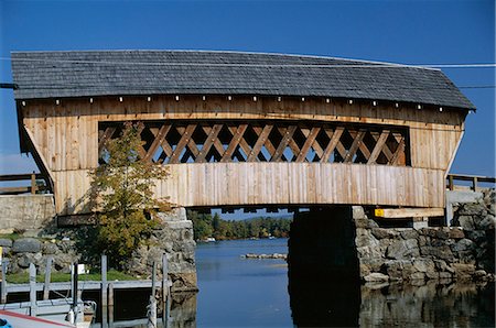 Covered bridge, Squam Lake, New Hampshire, New England, United States of America (U.S.A.), North America Stock Photo - Rights-Managed, Code: 841-02925328