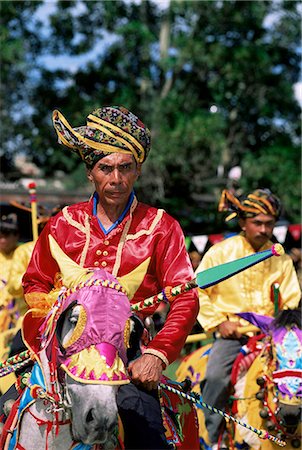 simsearch:841-02917019,k - Annual display of horsemanship by Bajau people at Kota Belud Tamu or market, Sabah, Malaysia, island of Borneo, Asia Fotografie stock - Rights-Managed, Codice: 841-02925432