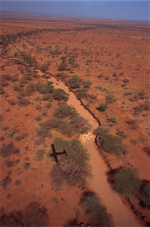 simsearch:841-02920006,k - Plane flying over sand river or lugga which may only flow with water a few days each year, Matthews Range, Kenya, East Africa, Africa Foto de stock - Con derechos protegidos, Código: 841-02925465