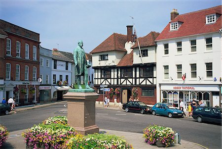 Maket Square and statue of Palmerston, Romsey, Hampshire, England, United Kingdom, Europe Stock Photo - Rights-Managed, Code: 841-02925779