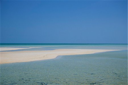 Tropical seascape, Harbour Island, Bahamas, West Indies, Central America Stock Photo - Rights-Managed, Code: 841-02925797