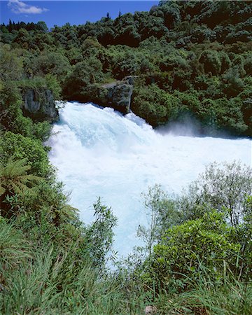 The Huka Falls, known as Hukanui (great body of spray) in Maori, 10m high, 62000 gallons of water per second at peak times, Waikato River, South Auckland, North Island, New Zealand, Pacific Stock Photo - Rights-Managed, Code: 841-02920147