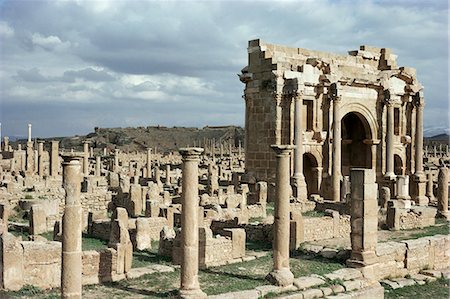 Westtor, römische Website von Timgad, UNESCO World Heritage Site, Algerien, Nordafrika, Afrika Stockbilder - Lizenzpflichtiges, Bildnummer: 841-02920257