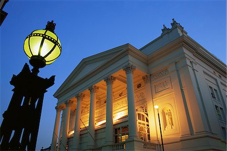 The Royal Opera House illuminated at dusk, Covent Garden, London, England, United Kingdom, Europe Stock Photo - Rights-Managed, Code: 841-02920348