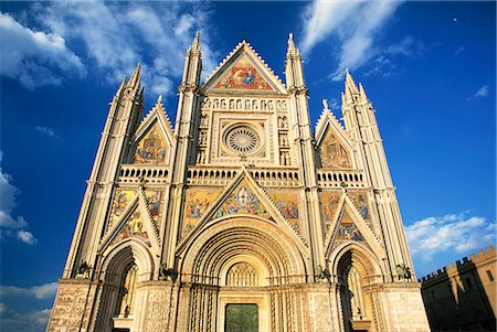 simsearch:841-02919471,k - Facade of the cathedral, Orvieto, Umbria, Italy, Europe Foto de stock - Con derechos protegidos, Código: 841-02920528