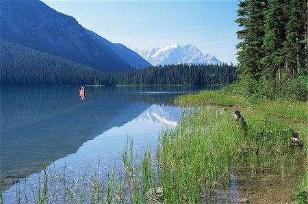 Canoe on water, seen from the western shore of Emerald Lake, Yoho National Park, UNESCO World Heritage Site, British Columbia (B.C.), Canada, North America Stock Photo - Rights-Managed, Code: 841-02920671