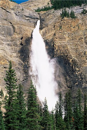 Takakkaw Falls swollen by summer snowmelt, Yoho National Park, UNESCO World Heritage Site, British Columbia (B.C.), Canada, North America Stock Photo - Rights-Managed, Code: 841-02920673