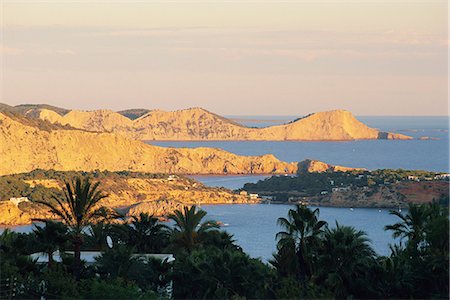 simsearch:841-03063006,k - View to east along coast at sunset, Cubells, Ibiza, Balearic Islands, Spain, Mediterranean, Europe Foto de stock - Con derechos protegidos, Código: 841-02920764