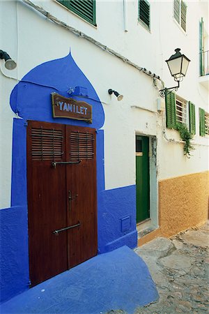 Colourful corner of Dalt Vila, Ibiza Town, Ibiza, Balearic Islands, Spain, Europe Foto de stock - Con derechos protegidos, Código: 841-02920765