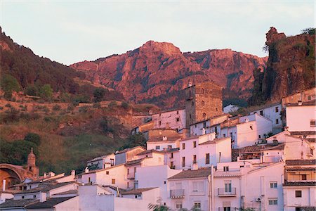 Whitewashed village houses at sunset, Cazorla, Jaen, Andalucia (Andalusia), Spain, Europe Foto de stock - Con derechos protegidos, Código: 841-02920789