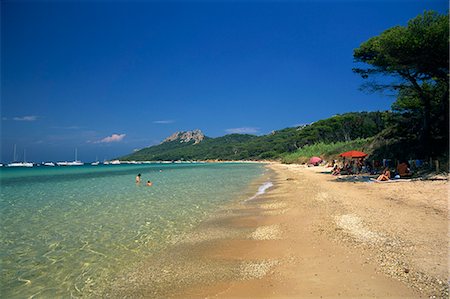 plage notre dame - View along the Plage Notre Dame, Ile de Porquerolles, near Hyeres, Var, Cote d'Azur, Provence, France, Mediterranean, Europe Stock Photo - Rights-Managed, Code: 841-02920836