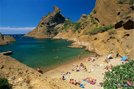 french riviera - The Calanque de Figuerolles, La Ciotat, Bouches-du-Rhone, Cote d'Azur, Provence, France, Mediterranean, Europe Stock Photo - Rights-Managed, Code: 841-02920831