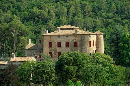 Chateau, former home of Picasso, Vauvenargues, near Aix, Bouches-du-Rhone, Provence, France, europe Foto de stock - Con derechos protegidos, Código: 841-02920859