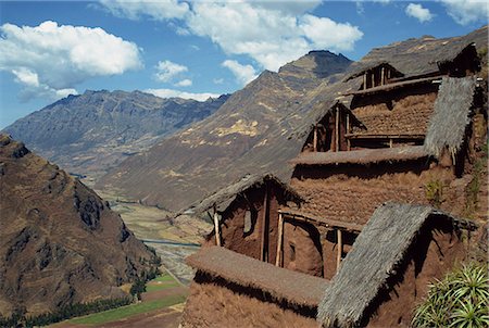 simsearch:841-02916521,k - Community food storehouses at an Inca site in the Urubamba Valley, Pisac, Peru, South America Stock Photo - Rights-Managed, Code: 841-02921007