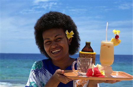 Serveuse de cocktail de fruits, Navini Island, Fiji, îles du Pacifique, du Pacifique Photographie de stock - Rights-Managed, Code: 841-02921136