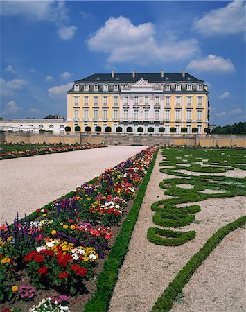 Jardins à la française et le château d'Augustusburg près de Bruhl, patrimoine mondial UNESCO, Westphalie du Nord, Allemagne, Europe Photographie de stock - Rights-Managed, Code: 841-02921226