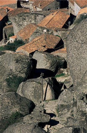 Village set on granite hill, Monsanto, Castelo Branco, Beira Baixa, eastern area, Portugal, Europe Foto de stock - Direito Controlado, Número: 841-02923874