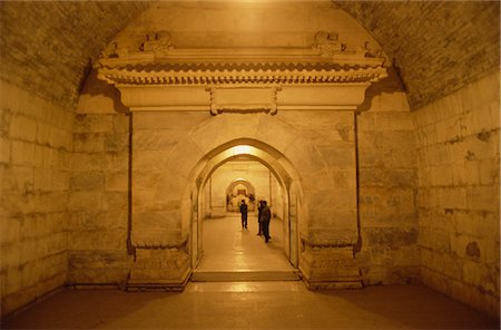 Entrée de l'antichambre du mausolée souterrain, Ling Ting (tombe de l'empereur Wan Li), les tombeaux des Ming, près de Pékin, Chine, Asie Photographie de stock - Rights-Managed, Code: 841-02923972