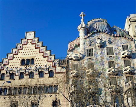 Häuser von zwei Architekten, Casa Batllo von Gaudi und Casa Amatller von Cadafalch, in Barcelona, Cataluna, Spanien, Europa Stockbilder - Lizenzpflichtiges, Bildnummer: 841-02944386