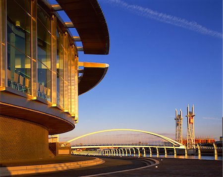 salford quays - Salford Quays et pont, Manchester, Angleterre, Royaume-Uni, Europe Photographie de stock - Rights-Managed, Code: 841-02944435