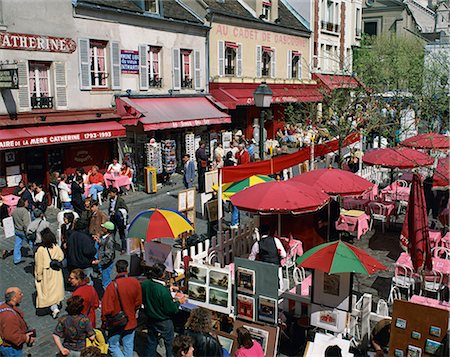 simsearch:841-03673064,k - Market stalls and outdoor cafes in the Place du Tertre, Montmartre, Paris, France, Europe Stock Photo - Rights-Managed, Code: 841-02944449