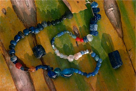 simsearch:841-02824459,k - Indian blue glass beads (pre-Columbian), Haiti, West Indies, Caribbean, Central America Foto de stock - Con derechos protegidos, Código: 841-02944518