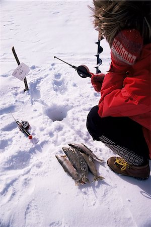 simsearch:841-02923890,k - Ice fishing, Gola Lake area, Norway, Scandinavia, Europe Fotografie stock - Rights-Managed, Codice: 841-02944692