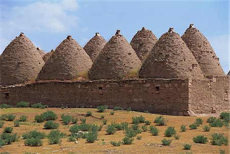 Pierre construit des maisons maintenant utilisés comme byres bovins et greniers, à Harran, Kurdistan, Anatolie, Turquie, Asie mineure, Eurasie Photographie de stock - Rights-Managed, Code: 841-02944718