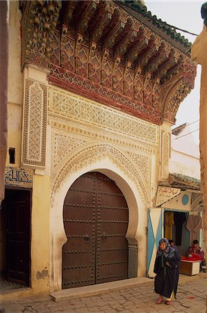 simsearch:841-03031601,k - Scène de rue et de la grande porte, Meknès, Maroc, l'Afrique du Nord, Afrique Photographie de stock - Rights-Managed, Code: 841-02944847
