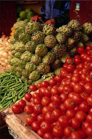 simsearch:841-02715317,k - Food produce at the souk in the Medina, Casablanca, Morocco, North Africa, Africa Foto de stock - Con derechos protegidos, Código: 841-02944849