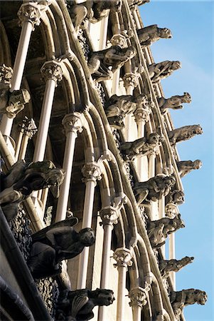 Facade with false gargoyles, Eglise Notre-Dame, Dijon, Burgundy, France, Europe Foto de stock - Con derechos protegidos, Código: 841-02944850