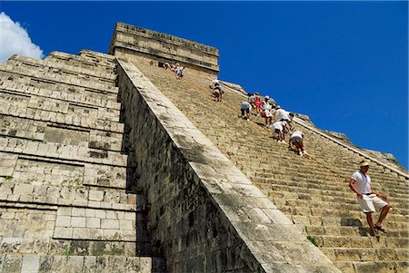 Touristes escalade El Castillo, Chichen Itza, UNESCO World Heritage Site, Mexique, Amérique du Nord Photographie de stock - Rights-Managed, Code: 841-02945059