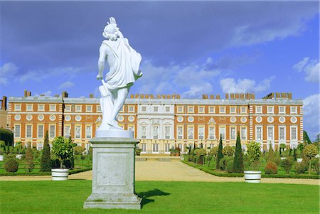 simsearch:841-02704850,k - The Privy Garden, Hampton Court Palace, Hampton Court, Surrey, England, UK Foto de stock - Con derechos protegidos, Código: 841-02945286