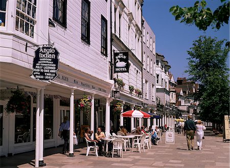 simsearch:841-02943829,k - The Pantiles, Tunbridge Wells, Kent, England, United Kingdom, Europe Foto de stock - Direito Controlado, Número: 841-02945388