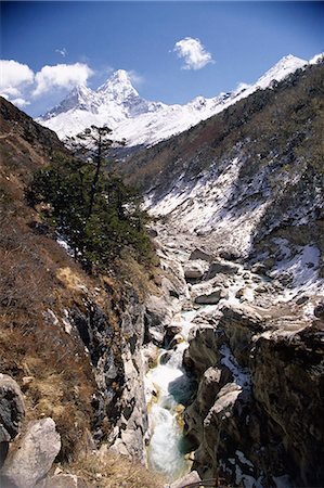 simsearch:841-03033459,k - La vallée dans les montagnes, Everest région, Himalaya, Népal, Asie Photographie de stock - Rights-Managed, Code: 841-02945438