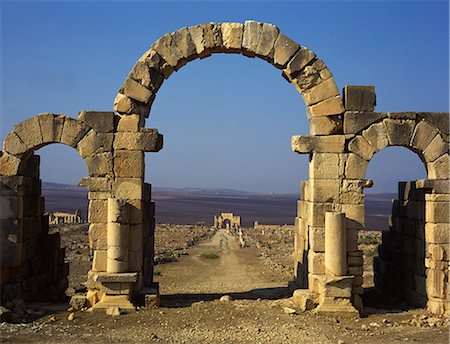 Tanger Gate, Volubilis, Site du patrimoine mondial de l'UNESCO, au Maroc, en Afrique du Nord, Afrique Photographie de stock - Rights-Managed, Code: 841-02945674