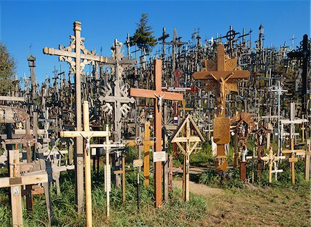 Kryziu Kalnas (Hill of Crosses), in the Siauliai area of Lithuania, Baltic States, Europe Stock Photo - Rights-Managed, Code: 841-02945700