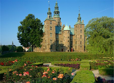 simsearch:841-03055549,k - The garden and castle of Rosenborg Slot, Copenhagen, Denmark, Scandinavia, Europe Stock Photo - Rights-Managed, Code: 841-02945702