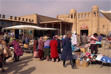 People in the bazaar at the West Gate of the city of Khiva, Uzbekistan, Central Asia, Asia Stock Photo - Rights-Managed, Code: 841-02945741
