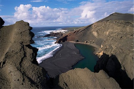 simsearch:841-02903299,k - Green pool, lava mountains, El Golfo, Lanzarote, Canary Islands, Spain, Atlantic, Europe Stock Photo - Rights-Managed, Code: 841-02946111