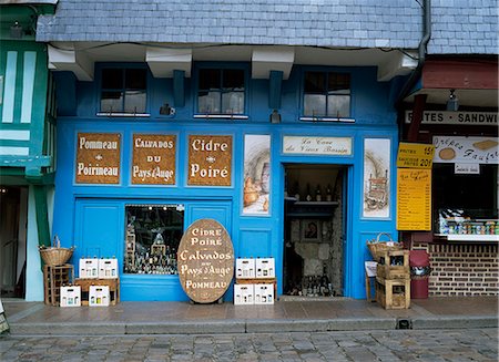 Calvados and cider shop by Vieux Bassin in Quai Ste. Catherine, Honfleur, Basse Normandie (Normandy), France, Europe Stock Photo - Rights-Managed, Code: 841-02946355